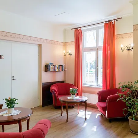 Koidulapark Hotel 2*