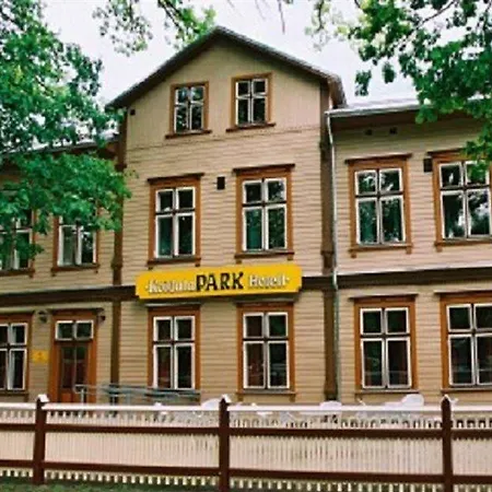 Hotel Koidulapark 2*