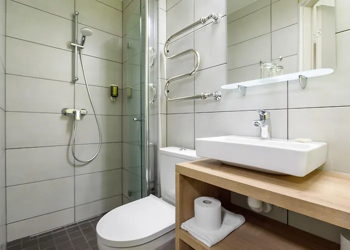 Hotel Koidulapark 2*